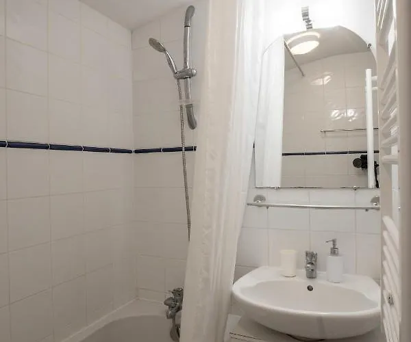 住宿加早餐酒店 La Closerie Du Chene Bleu 3*