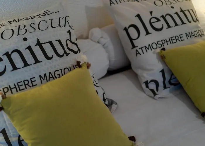 La Closerie Du Chene Bleu 住宿加早餐酒店