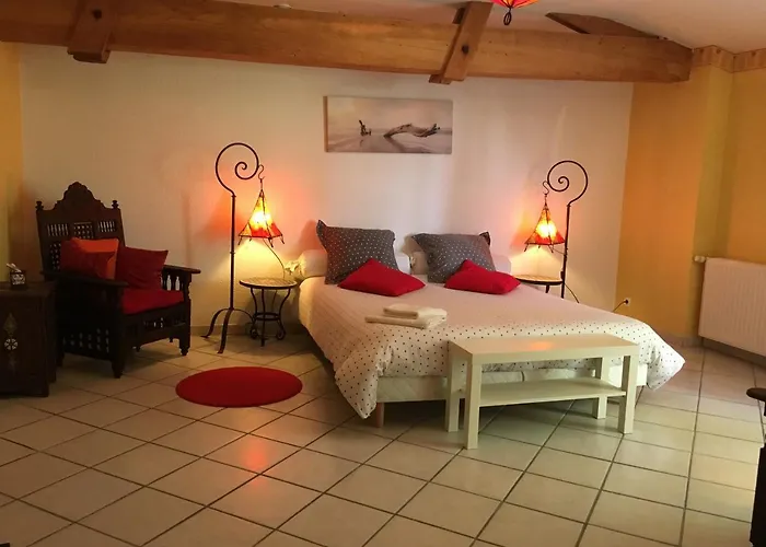 La Closerie Du Chene Bleu 3* Val-de-Livenne